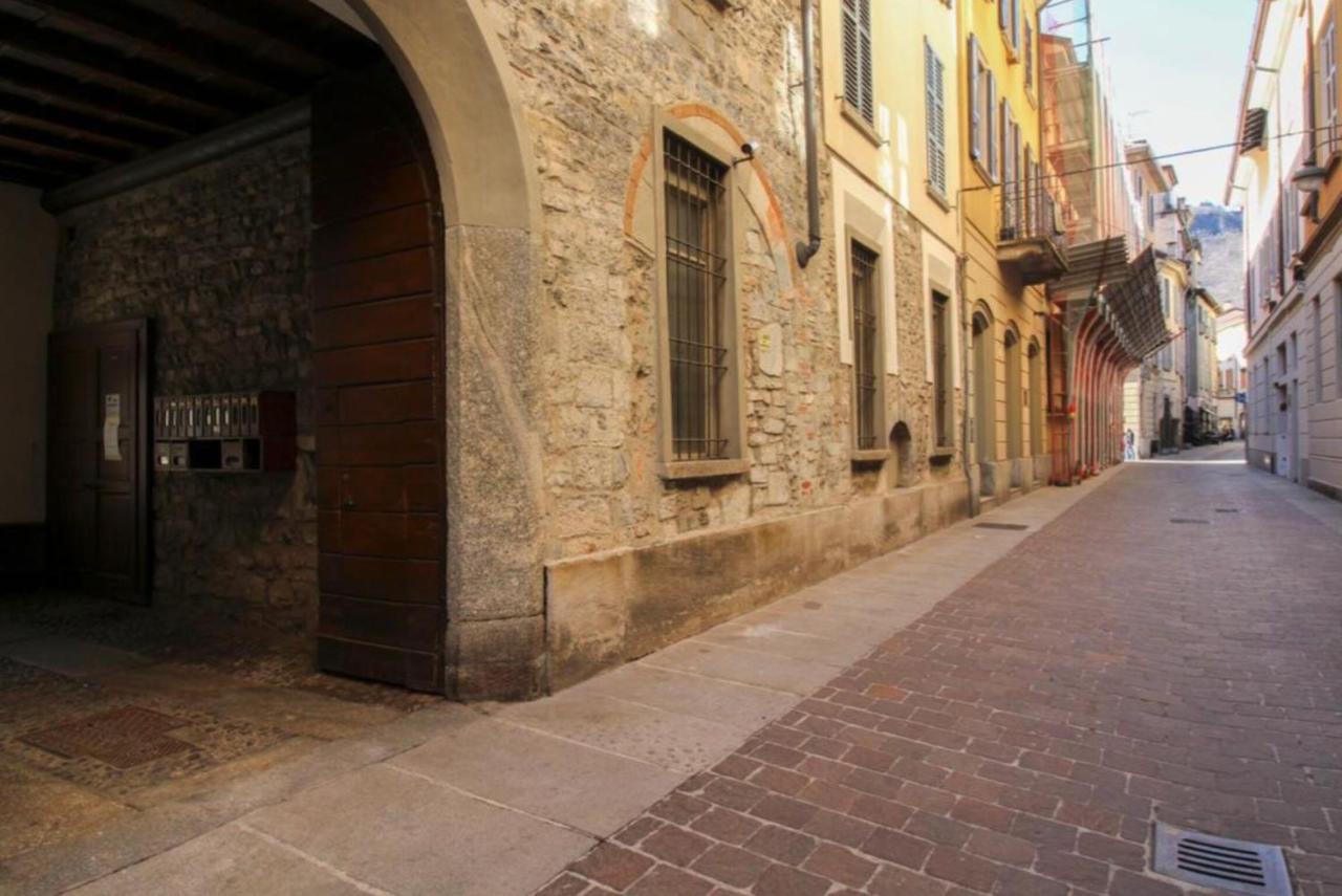 Old City View Como Eksteriør bilde